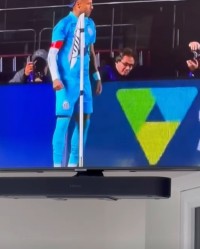 乐鱼官方-内马尔巴甲梅开二度，老队友苏亚雷斯社媒鼓励：了不起的兄弟