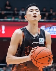 乐鱼网官网-弹无虚发！半场战罢山东全队罚球17中17，没有罚丢一球