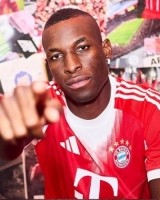 罗马诺：杰克逊本周五在拜仁正式亮相，他已准备好出战汉堡