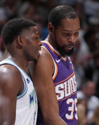 一往情深❤️美记：森林狼愿意追求一个不给出长期承诺的KD