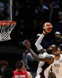 乐鱼网下载-美国男篮冲金不稳？詹皇神勇托底，杜兰特还未亮剑