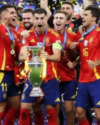 乐鱼官方网站-【复盘】欧洲杯留下了哪些战术印记？